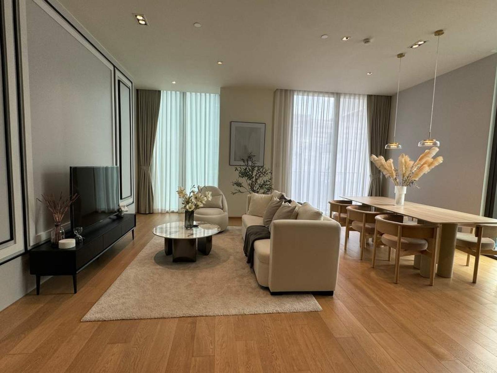 28 Chidlom / 2 Bedrooms (FOR RENT), 28 ชิดลม / 2 ห้องนอน (ให้เช่า) LPIN008