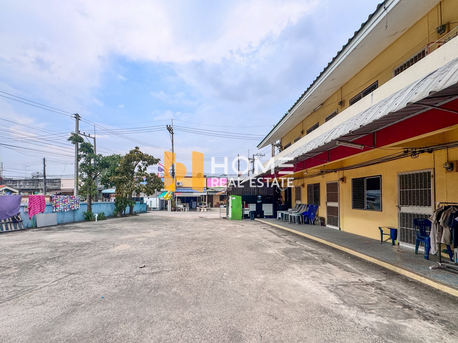 ที่ดินพร้อมห้องพัก 26 ห้อง เสม็ด เมืองชลบุรี / (เช่า), Building with land in a prime location Samed Mueang Chonburi (FOR RENT) YEAN075