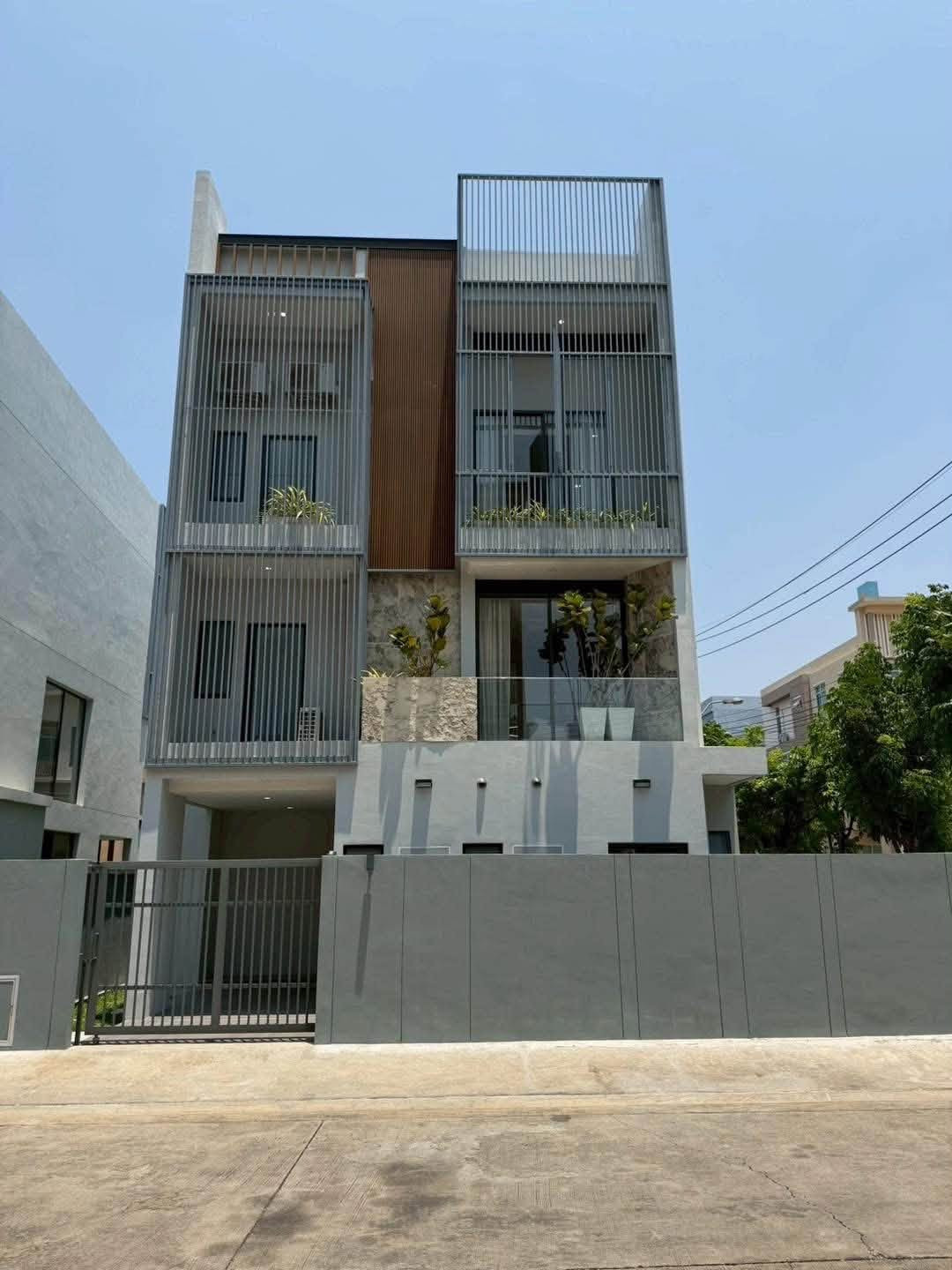 ปรีชา ราม 3 ราษฎร์พัฒนา / 4 ห้องนอน (ขาย), Preecha Ram 3 ratputtana / 4 Bedrooms (FOR SALE) GRET003
