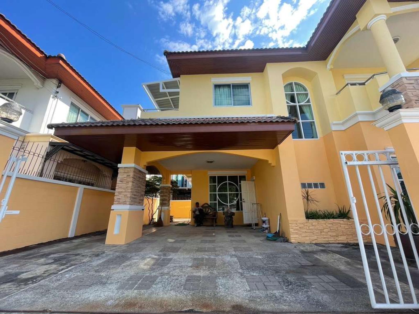 บ้านซอยร่มเกล้า 32 / 3 ห้องนอน (ขาย), House on Soi Rom Klao 32 / 3 Bedrooms (FOR SALE) GRET032