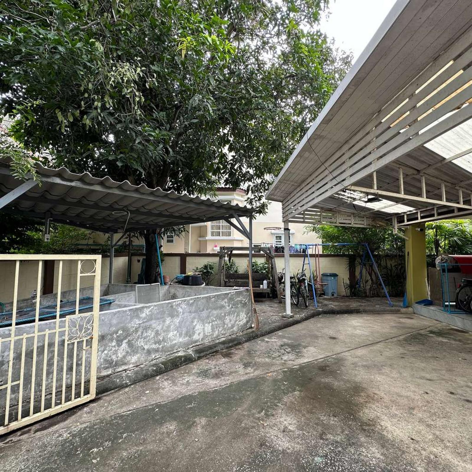 ธารารมณ์ รามคำแหง 150 / 5 ห้องนอน (ขาย), Tararom Ramkhamhaeng 150 / 5 Bedrooms (FOR SALE) GRET006
