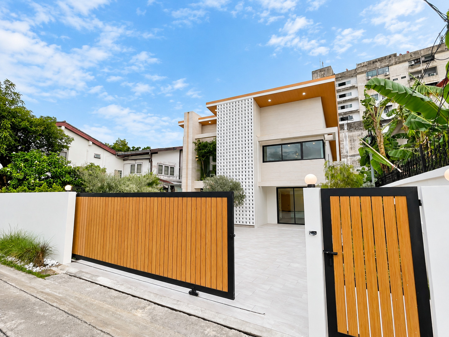 บ้านเดี่ยวรีโนเวท โชคชัย 4 ซอย 36 / 4 ห้องนอน (ขาย), Renovated detached house, Chokchai 4 Soi 36 / 4 Bedrooms (FOR SALE) PALR024