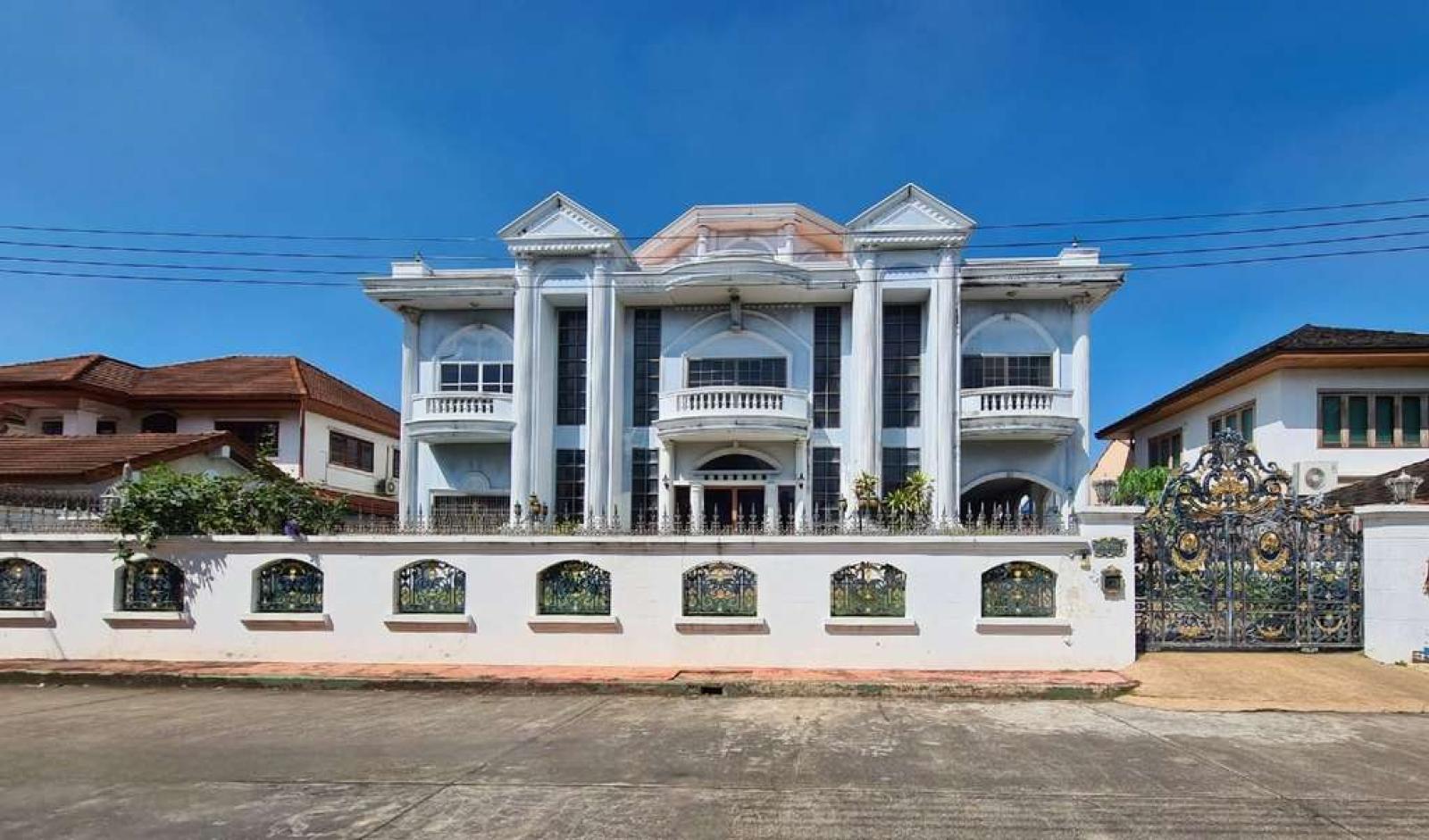 หมู่บ้าน ป. ธนานิเวศน์ / 7 ห้องนอน (ขาย), P. Thananiwet Village / 7 Bedrooms (FOR SALE) PALR030