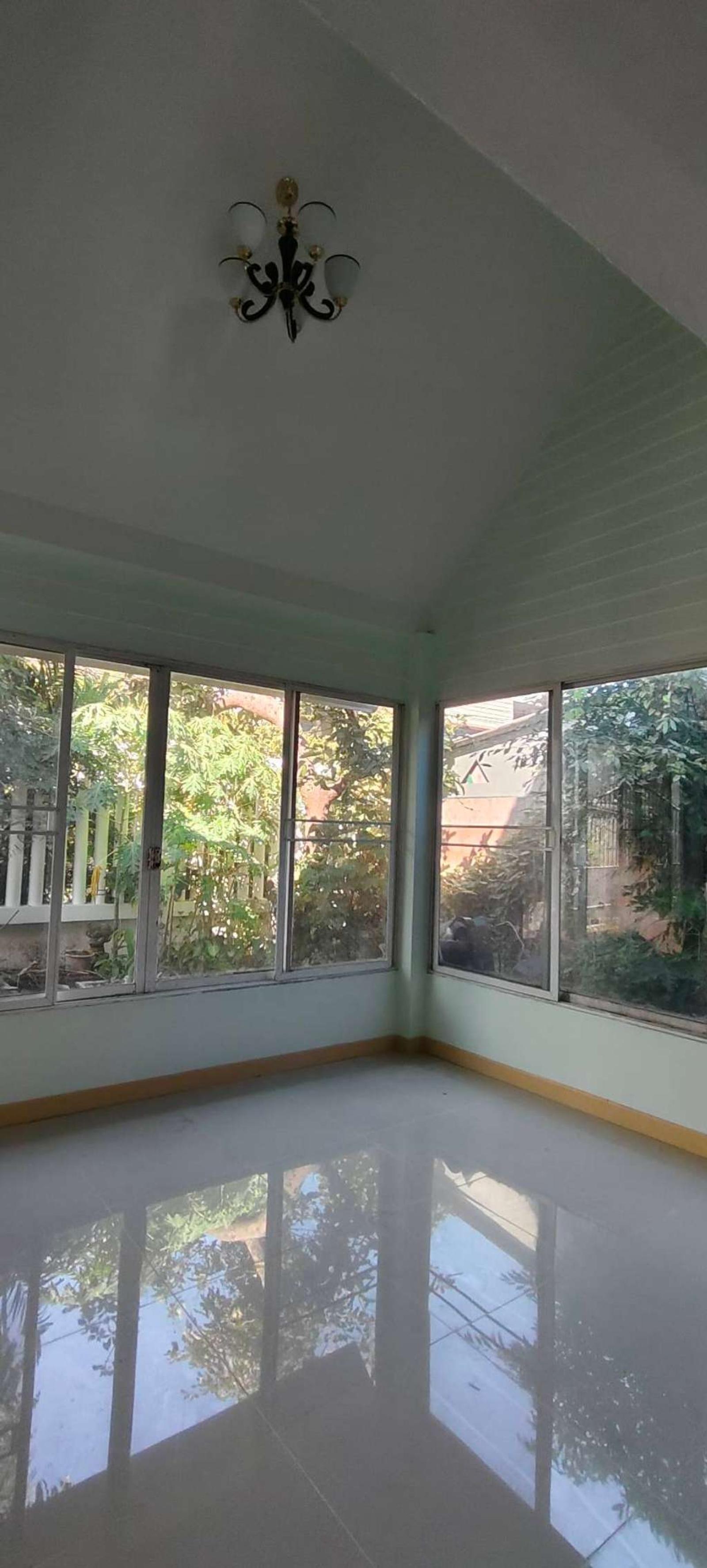 พฤษาชาติ รามคำแหง 118 / 5 ห้องนอน (ขายพร้อมผู้เช่า), Phruksachat Ramkhamhaeng 118 / 5 Bedrooms (SALE WITH TENANT) GRET042