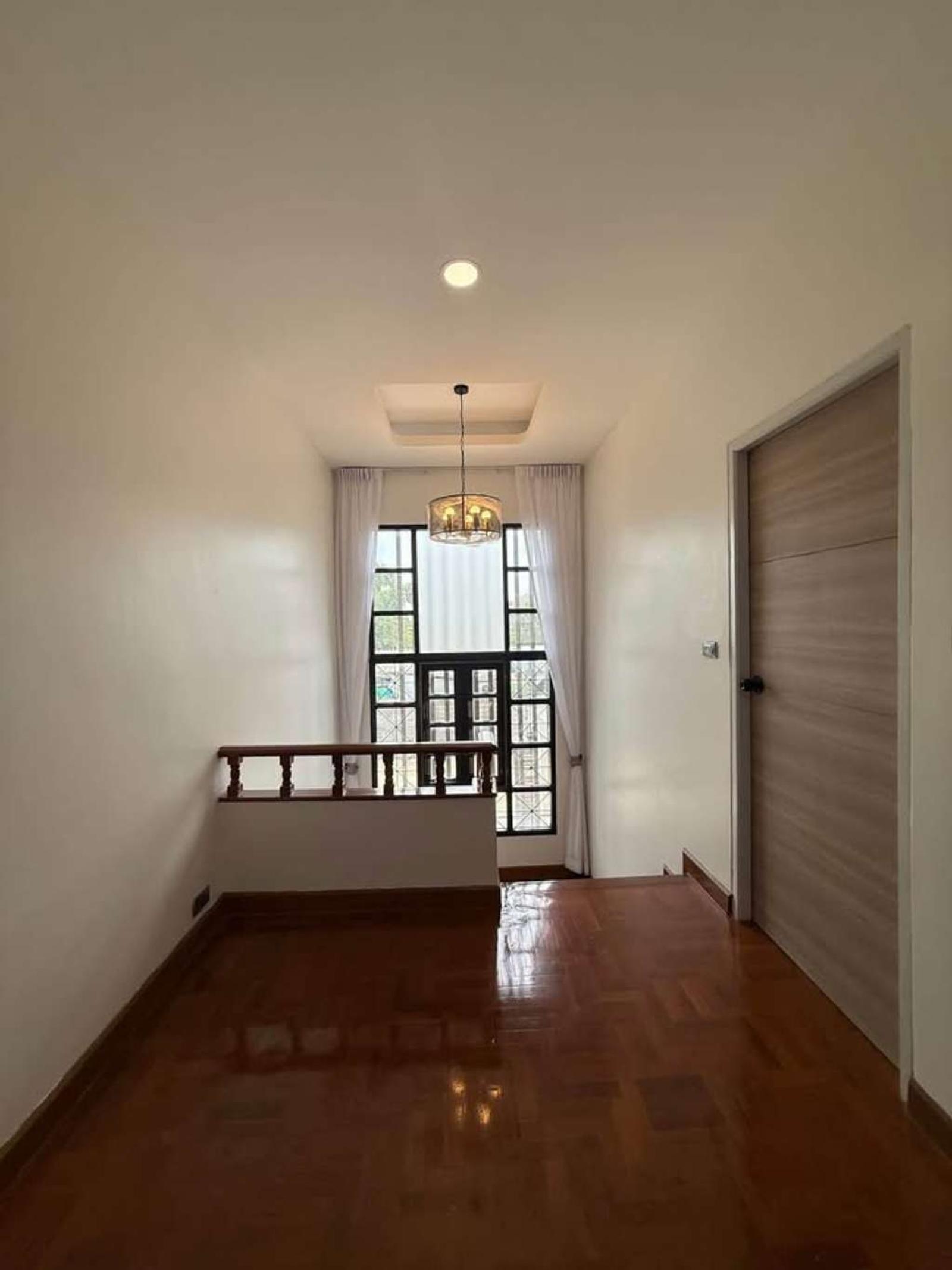 หมู่บ้านสินทรัพย์นคร พุทธมณฑลสาย 2 / 4 ห้องนอน (ขาย), Sinlapasath Village, Phutthamonthon Sai 2 / 4 Bedrooms (FOR SALE) BALL495