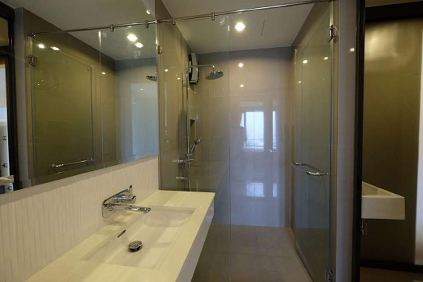Rhythm Sukhumvit 42 / 1 Bedroom (SALE WITH TENANT), ริทึ่ม สุขุมวิท 42 / 1 ห้องนอน (ขายพร้อมผู้เช่า) AA678