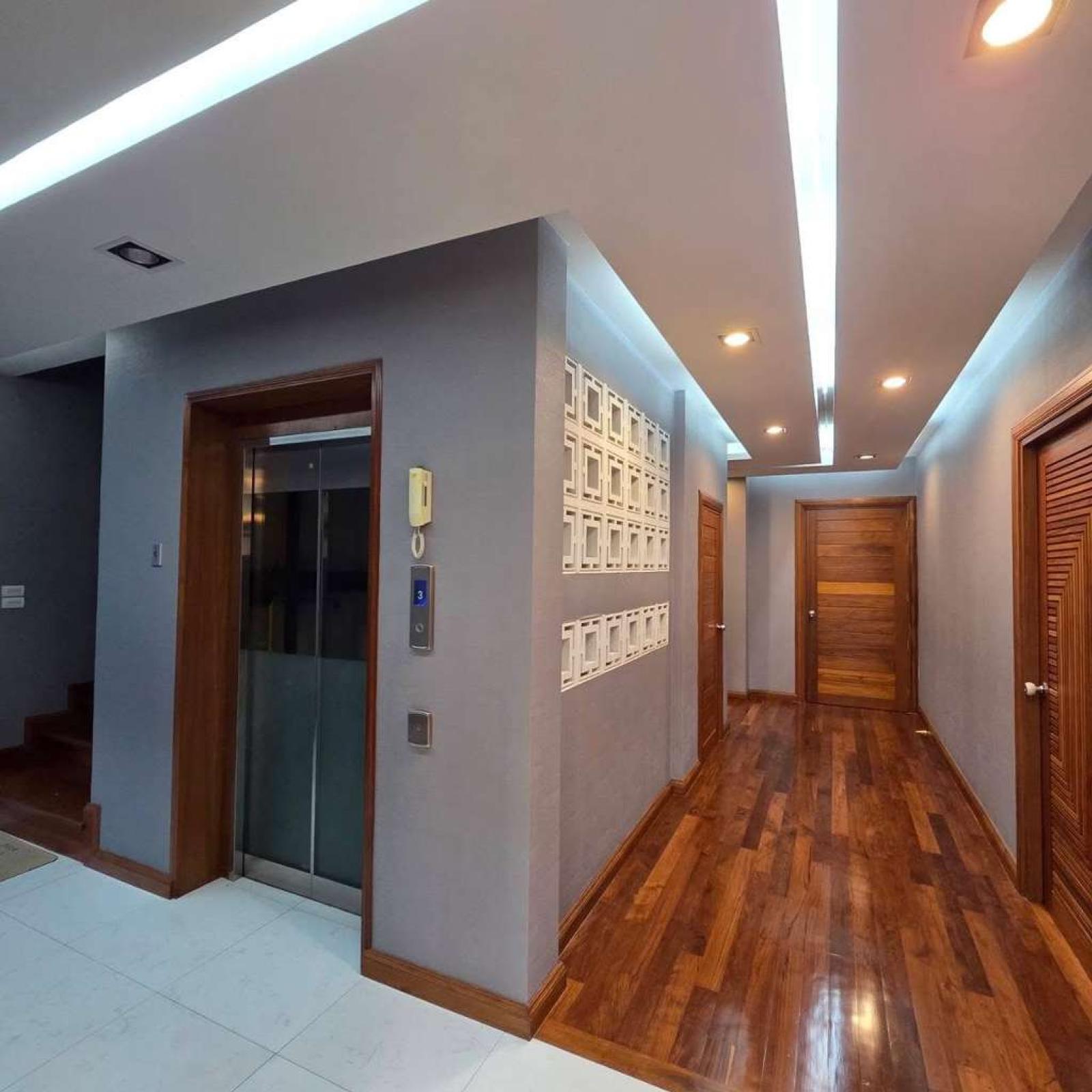 บ้านเดี่ยว ซอยปุณณวิถี 27 / 9 ห้องนอน (ขาย), Detached house, Soi Punnavithi 27 / 9 Bedrooms (FOR SALE) GNG325