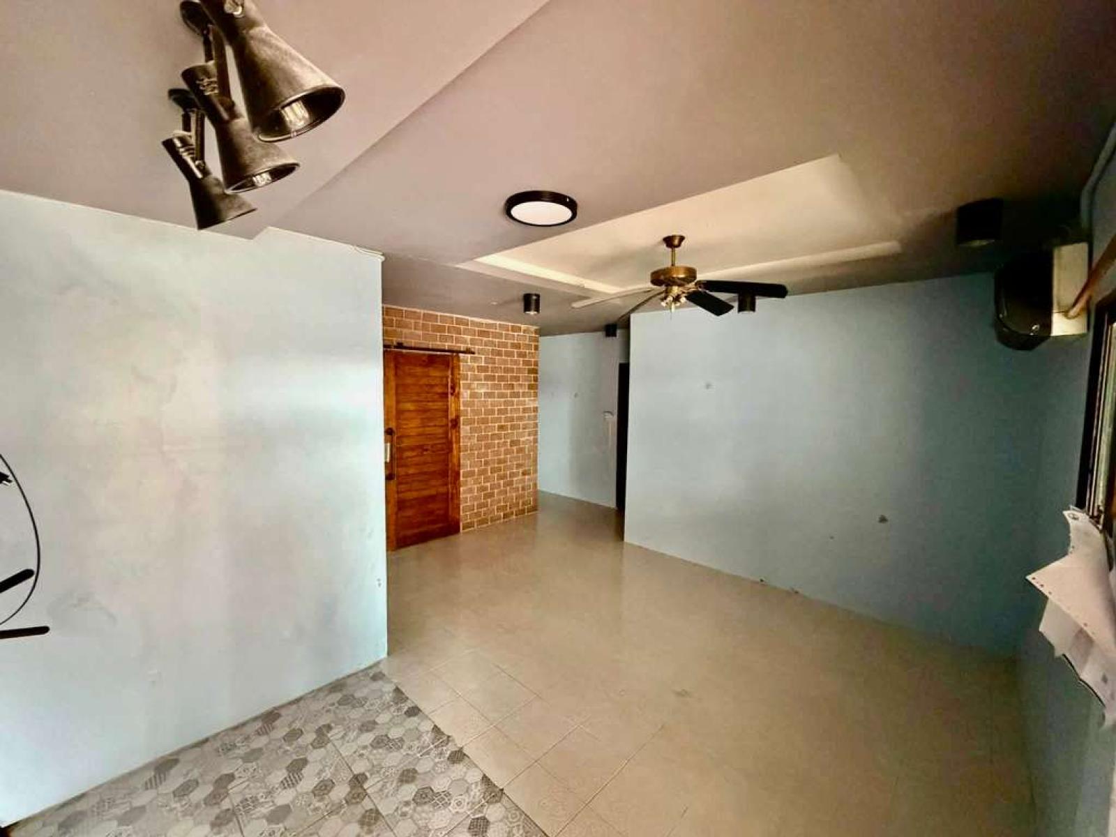 บ้านเดี่ยว ซอยวชิรธรรม 57 / 5 ห้องนอน (ขาย), Detached house, Soi Wachiratham 57 / 5 Bedrooms (FOR SALE) GNG323