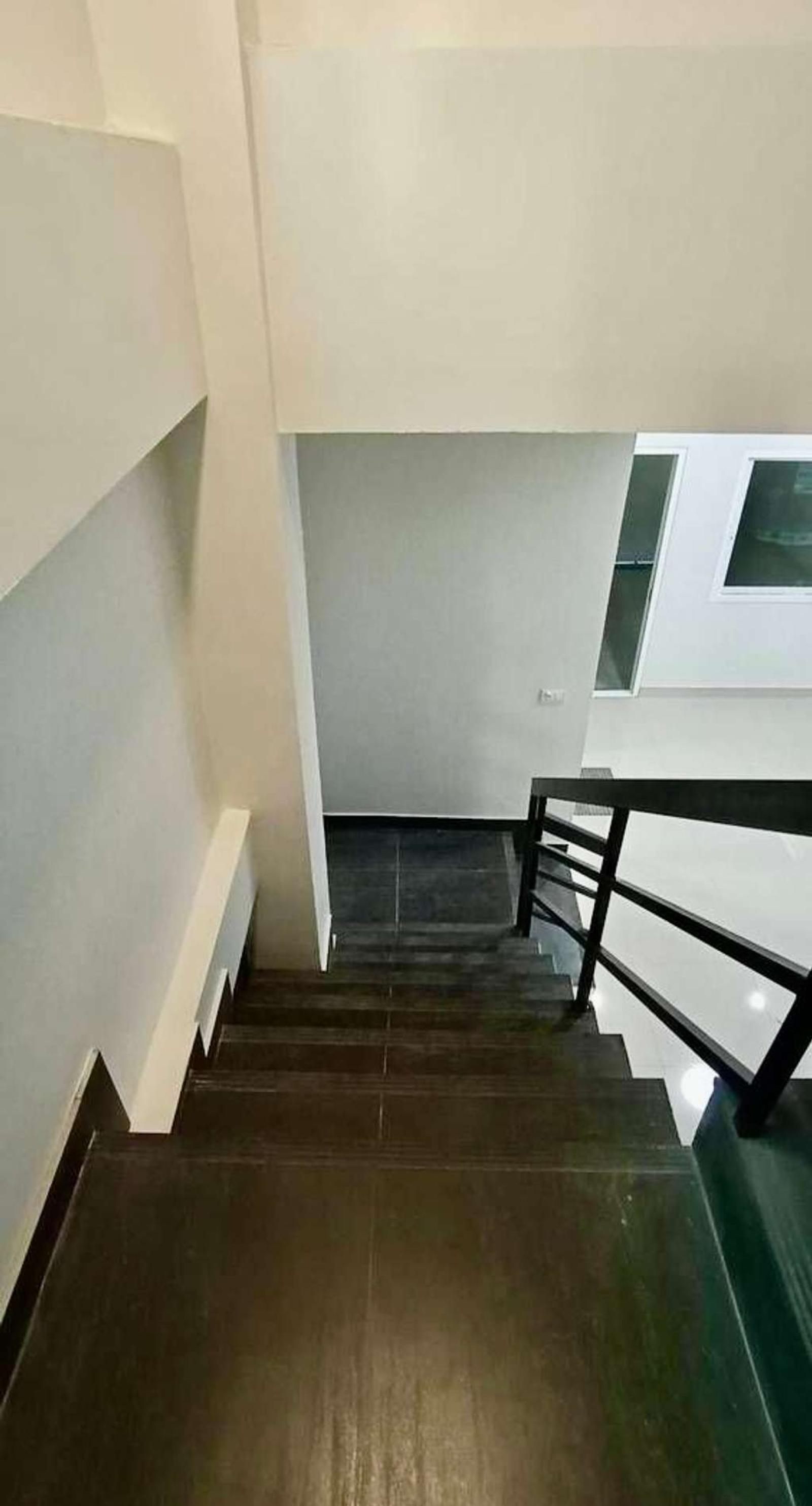 โฮมออฟฟิศ ศรีนครินทร์ 38 / 3 ห้องนอน (ขาย), Home office, Srinakarin 38 / 3 Bedrooms (FOR SALE) GNG324