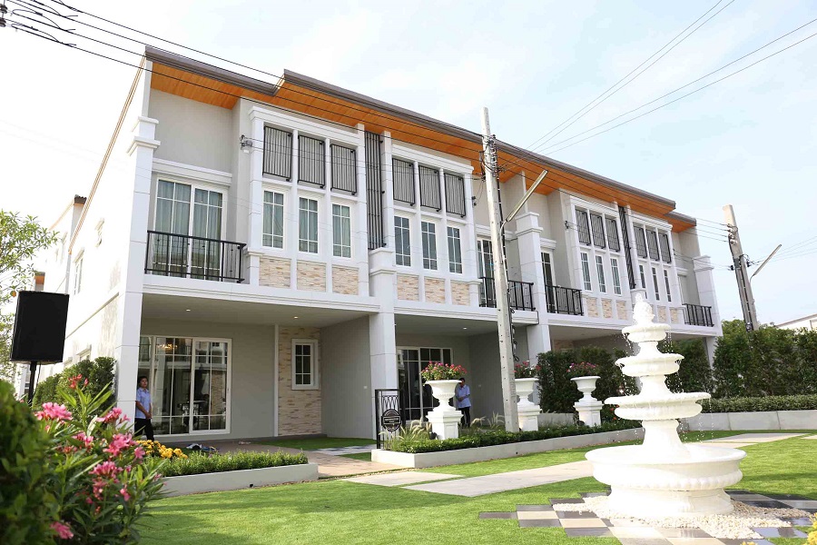 โกลเด้น-ทาวน์-ปิ่นเกล้า-จรัญสนิทวงศ์